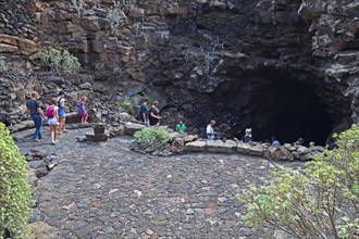 Entrance to Cueva de los Verdes