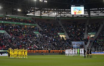 Minute of silence and peace dove on scoreboard as protest action against Russaland