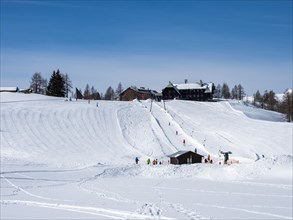 Ski lift and ski slope at the Naturfreundehaus
