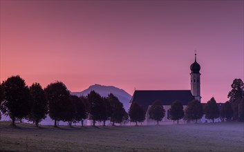 Pastel colours at sunrise at the Wilparting pilgrimage church