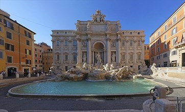 Trevi Fountain without tourists during Corona crisis