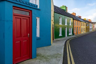 Coloured house facades with street layout