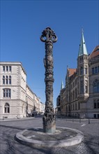 2000 Years of Christianity is the title of the bronze monumental column by the artist Juergen Weber on Braunschweig's Ruhfaeutchenplatz. The development of Christianity over the last 2000 years is dep...