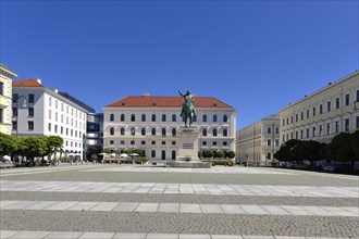 Wittelsbacher Platz with statue of Maximilian Elector of Bavaria and Siemens headquarters