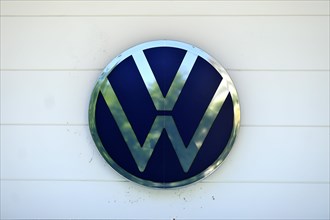New VW logo and logotype