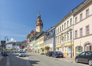 Niedermarkt with town hall