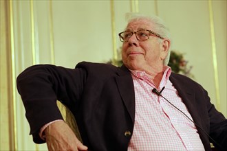 Journalist Carl Bernstein listening to questions after interview at Hay Budapest festival