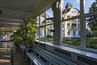 Wandelhalle of the Hotel Badehof in Art Nouveau style