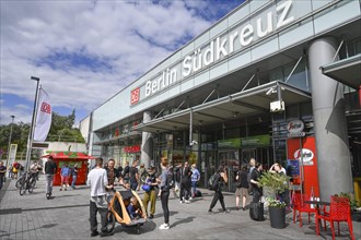 Suedkreuz Station