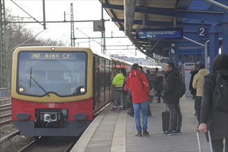 S-Bahn at Treptower Park S-Bahn station