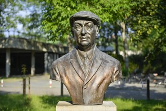 Monument to Pablo Neruda
