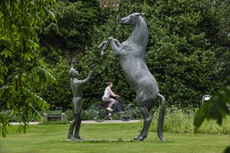 Bronze sculpture Stallion Wohlklang in Freiheitsdressur