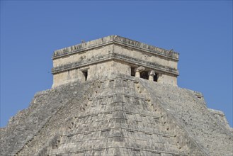 Pyramid of the Kukulcan El Castillo