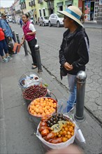 Street vending fruit