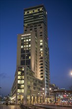 High-rise Hotel Waldorf Astoria