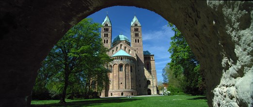 Facade and cobbled square of the famous UNESCO world heritage Speyer Cathedral