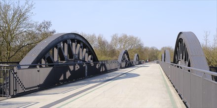 Stadt-Viadukt und Ruhrbruecke