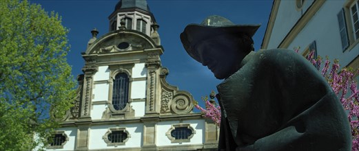 Statue of pilgrims in Speyer