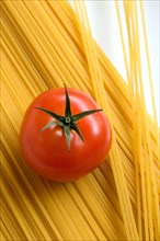 Tomato and spaghetti