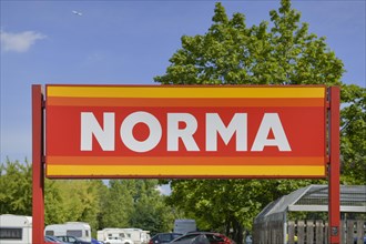 Sign Norma Market