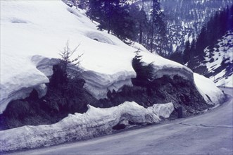Old snow on the Achen Pass
