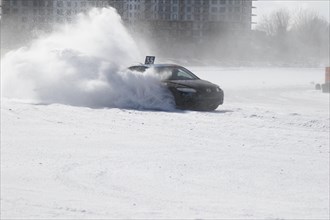 Winter car racing
