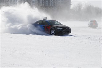 Winter car racing