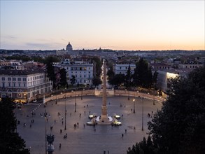 Piazza Del Popolo at dusk after sunset