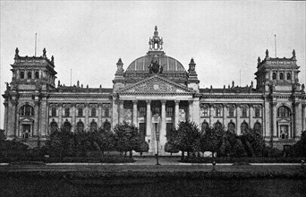 The west facade of the Reichstag building in Berlin