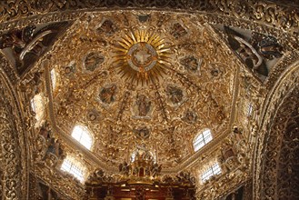 Splendid ornamentation on dome of Santo Domingo church
