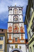Frescoes at the Ravensburg Gate with sundial and clock