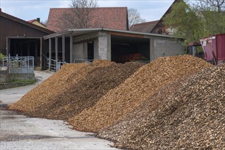 Storage of bark mulch on a farm