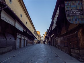 Deserted Ponte Vecchio in the early morning