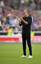 Coach Pellegrino Matarazzo VfB Stuttgart thanks fans
