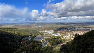 View from the Hexentanzplatz to the town of Thale with rainbow