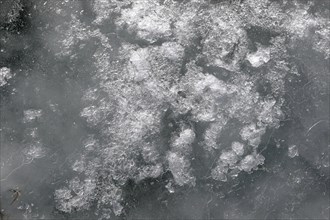 Ice structure