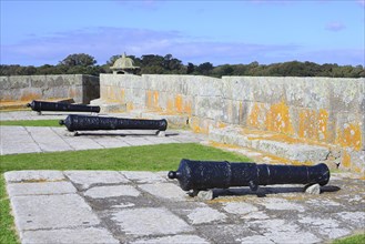 Cannons in the Fortaleza de Santa Teresa fortress