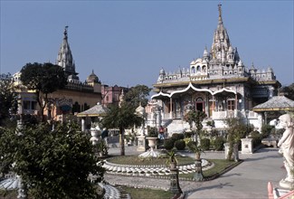 Parshwanath Jain temple built in 1867