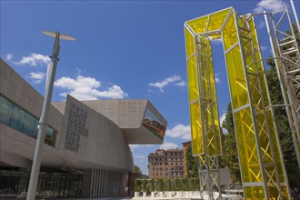 Museo nazionale delle arti del XXI secolo oder MAXXI