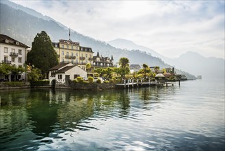 Hotels and houses on the lake