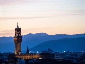 View after sunset from Piazzale Michelangelo to Palazzo Vecchio