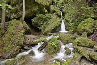 Hinang waterfall