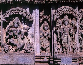 Dancing Lakshmi and Vishnu in Parasanna Chennakeshava temple in Somnathpur