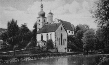 Castle and church of Stroessendorf am Main