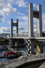 Pont de Recouvrance lift bridge over the Penfeld river between Siam city centre and the Recouvrance district