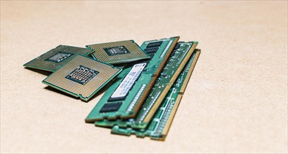 Processors and ram memories on isolated background