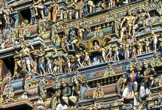 Stucco figures on Kapaleeswarar temple