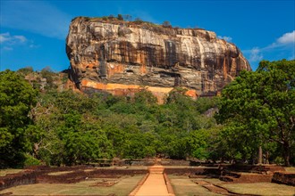 Famous tourist landmark of Sri Lanka