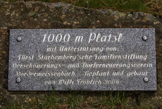 1000 m square on the Sternstei circular trail