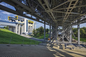 Old and new Niederfinow ship hoist